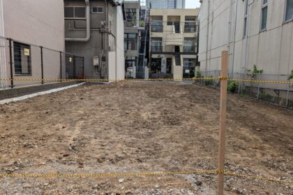 解体して更地売りに転じる判断軸。費用・税・相場で手残り最大化しよう